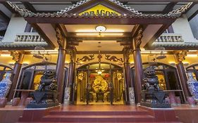 Dragon Hotel